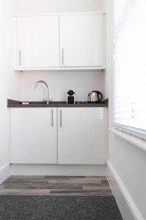 Southsea Studios - Luxury Seaside Apartments - 2