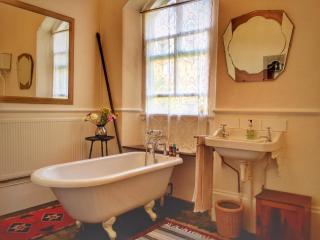 84 Saint Andrews Road - Bridport - 1