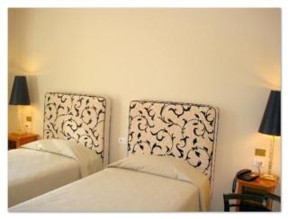 Hotel Certosa - Padula - 4