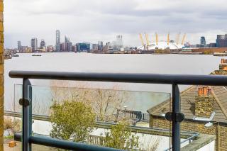 Spectacular River Thames View - 2