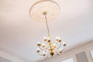 JOIVY Converted Flat in Historic Building in New Town - 3