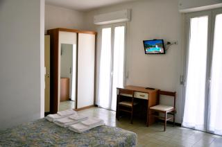 Albergo Larenzia - Cattolica - 2