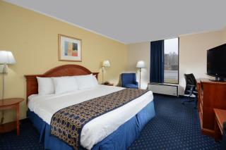 Quality Inn - Roxboro South - 9
