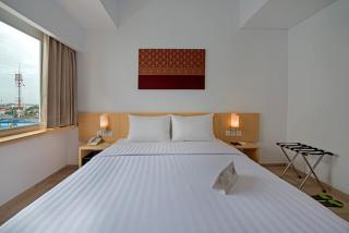 Whiz Prime Hotel Sudirman Pekanbaru - Pekanbaru - 8