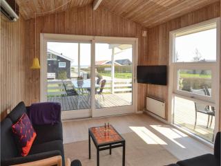 Three-Bedroom Holiday Home In Bjert - 4