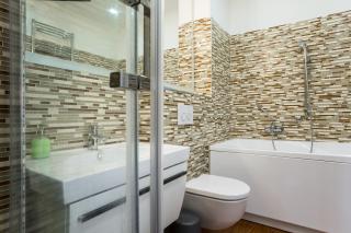Royal Apartment near river - Nek4th - Prague - 2