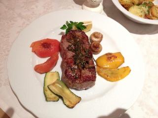 Hotel Bambi Am Park - 2