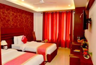 Hotel SGT Plaza - Varanasi - 5