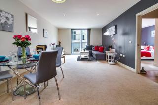 AJY Birmingham City Centre Viva Apartment - Birmingham - 7
