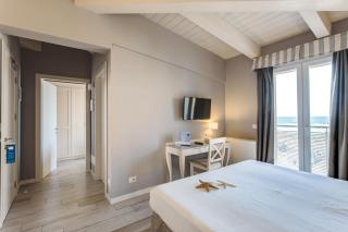 Hotel Nettuno - Cesenatico - 4