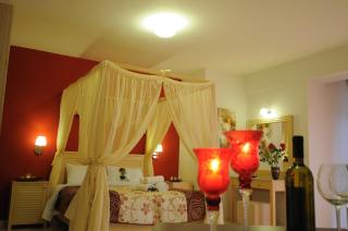 Faros Luxury Suites - Marathopoli - 7