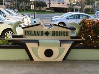 Island House Resort Hotel - St. Pete Beach - 4