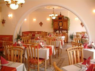 Hajdú Kastély Hotel - Hajdúszoboszló - 9