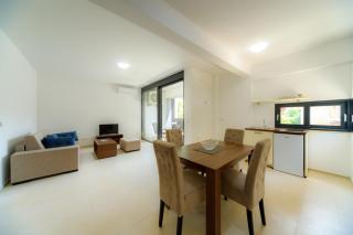 N Apartments - Sutomore - 5