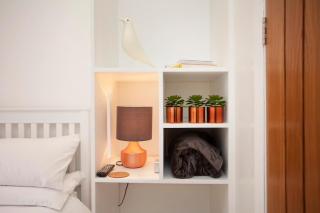 The Woodpecker Snug - 6