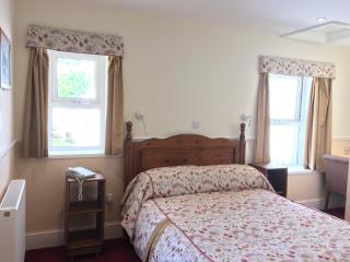 Beggars Reach Hotel - Pembroke Dock - 9