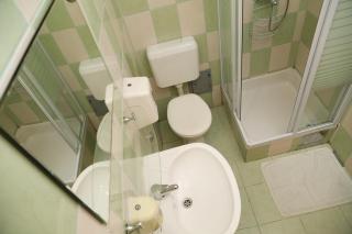 Matea Apartments Milna - 2