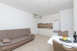Apartments Danica - Primošten - 7