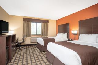 Baymont by Wyndham Lakeville - 1