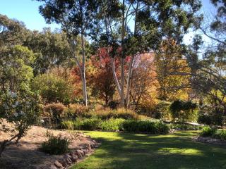 Granite Gardens Cottages & Lake Retreat - Stanthorpe - 5