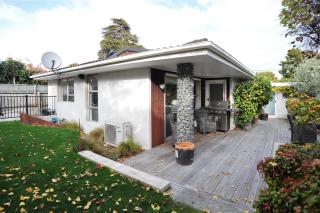 Leinster Villa - Christchurch Holiday Homes - Christchurch - 2