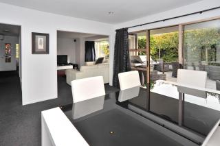 Leinster Villa - Christchurch Holiday Homes - Christchurch - 1
