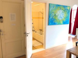 Dutch style canal house - 2