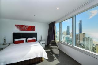 Private Apartment with Ocean Views at Q1 Resort - Gold Coast - 8