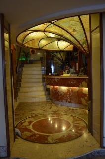 Sea Palace Hotel - near Gateway of India - Bombay - 5