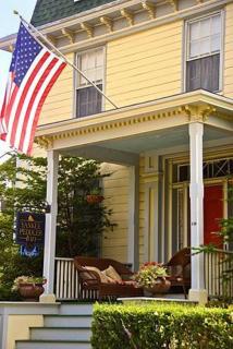 Yankee Peddler Inn - Newport - 0