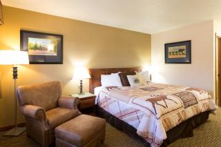 Crosswinds Inn - West Yellowstone - 4