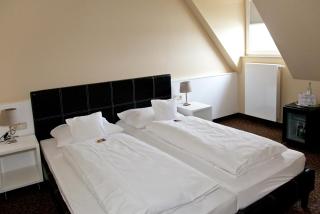 Schnellenburg - Düsseldorf - 3