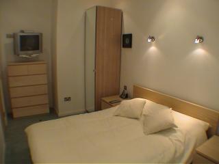 Earle House Serviced Apartments - Crewe - 1