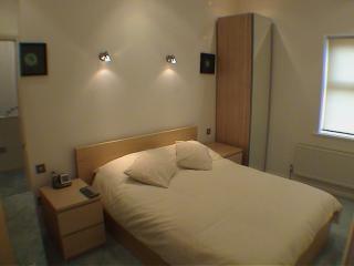 Earle House Serviced Apartments - Crewe - 3
