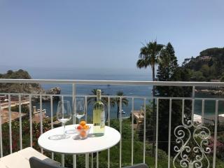 B&B A Due Passi Dal Mare - Taormina - 5