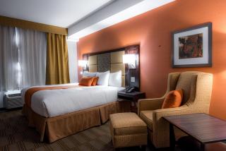 Best Western Plus Chateau Fort St. John - 3