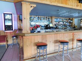 The Summit Inn - Snoqualmie Pass - 2