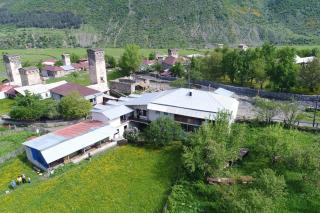 Maia's Guesthouse - Chvabiani - 8