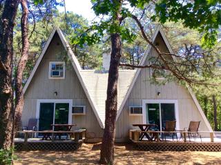 Self-Sufficient Cottages at Even'tide Resort - Wellfleet - 4
