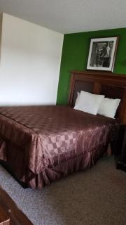 Island Inn - Grand Island - 9