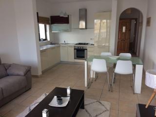 Sea View Apartments - St Paul's Bay - 3