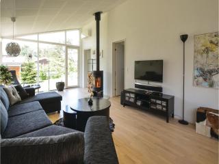 Three-Bedroom Holiday Home In Ebeltoft - Ebeltoft - 3