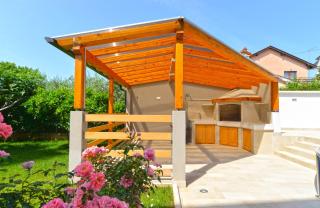 Apartments and rooms Novigrad 1624 - 1