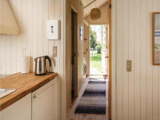 Three-Bedroom Holiday Home In Skalskor - 4