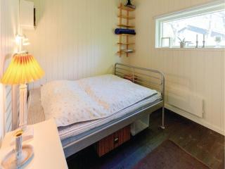 Three-Bedroom Holiday Home In Hojby - 2
