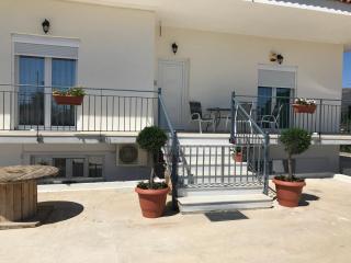 Villa Filoxenia - Amarynthos - 8