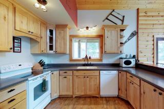 Peaceful Pines - 8