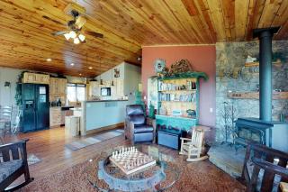 Camas Family Cabin - New Meadows - 2
