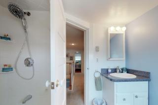 The Cottage at Long Sands - 3