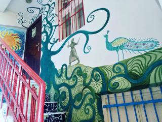 Sirma's Unique Artsy Modern Quiet 1-Bdrm in the Heart of Skopje - 9